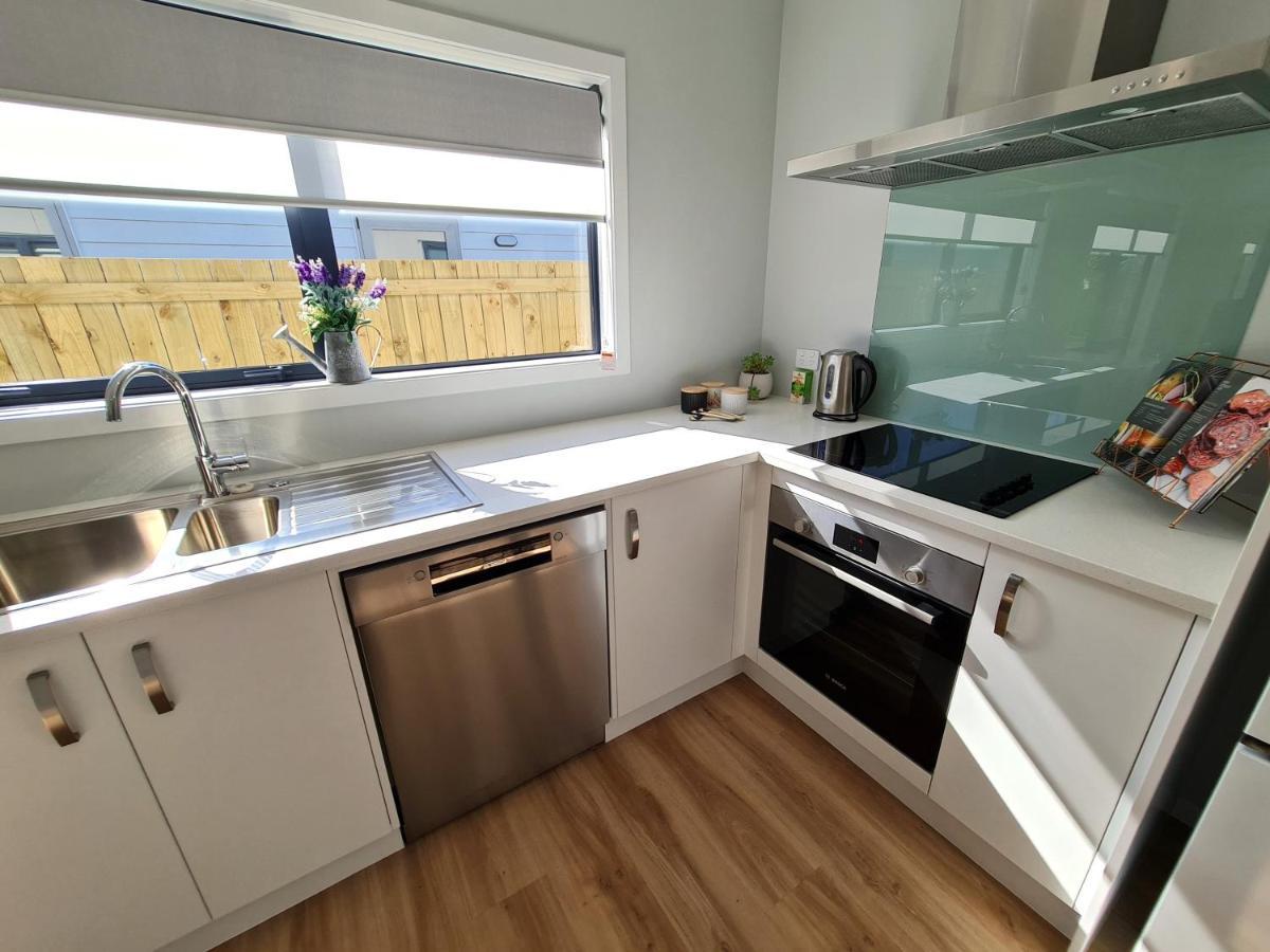 Brand New & Cosy In Kapiti - New 3-Bedrooms 4-Beds In Paraparaumu Exterior foto